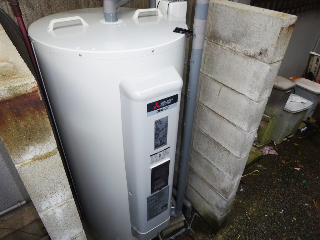 石川県金沢市 電気温水器 三菱 交換工事 富山 石川県でリフォームをお考えならオリバーへお任せ下さい